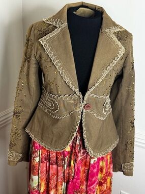 Banana USA Olive Green Beaded Embroidered Single-Button Blazer